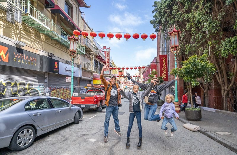 people jumpin gin street Chinatown in San Francisco
