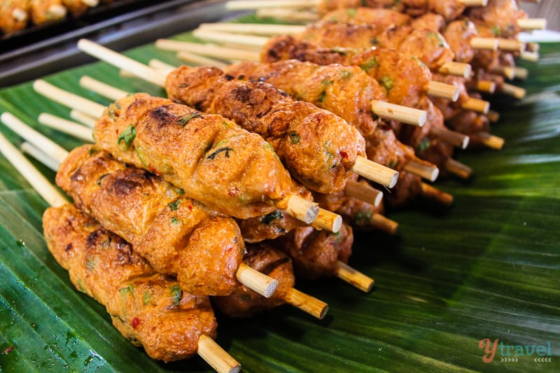10 Must-Visit Places to Try Thai Street Food in Bangkok
