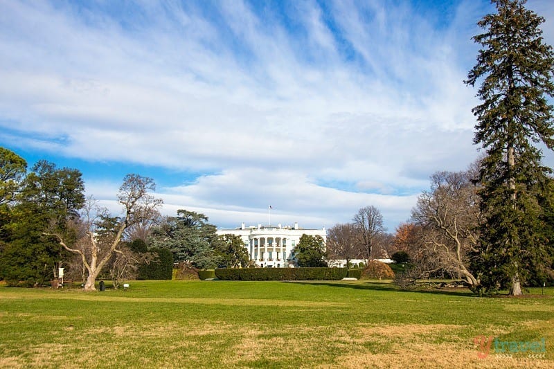 green lawns leading to the The White House 