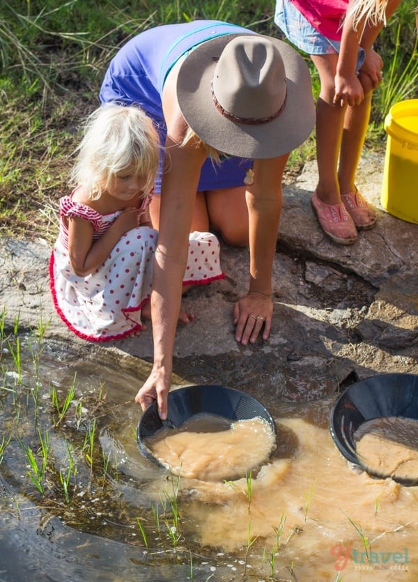 Gold panning in Eidsvold