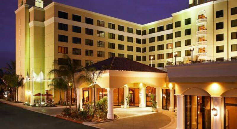 Doubletree Suites by Hilton, Anaheim - one of the best 4 star hotels near Disneyland 