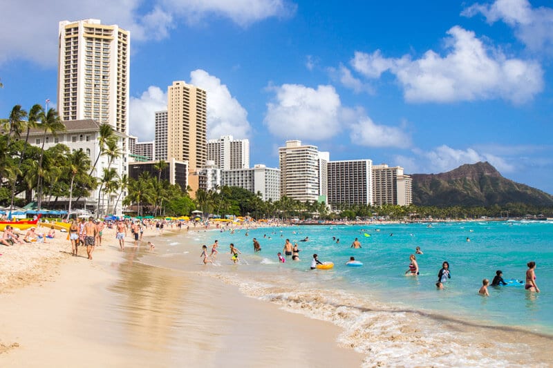 11 of the Best things to do in Waikiki with kids (+ eat & stay)