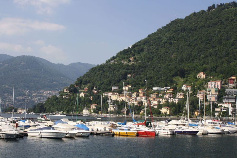 The town of Como has a lot to offer, from shopping and restaurants to exploring the historic centre