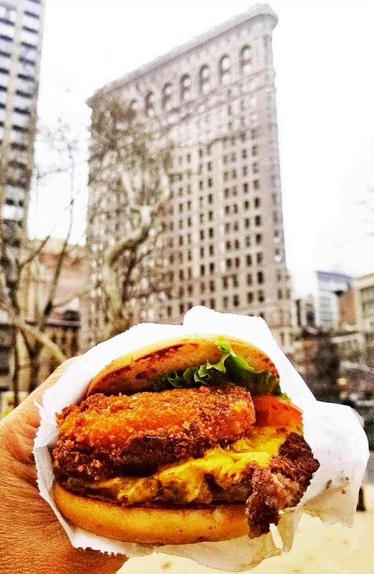 Shake Shack, NYC - Visit the original Shake Shack fro great burgers in Madison Square Park, and click inside for a 3 day NYC itinerary of the best NYC travel tips. 