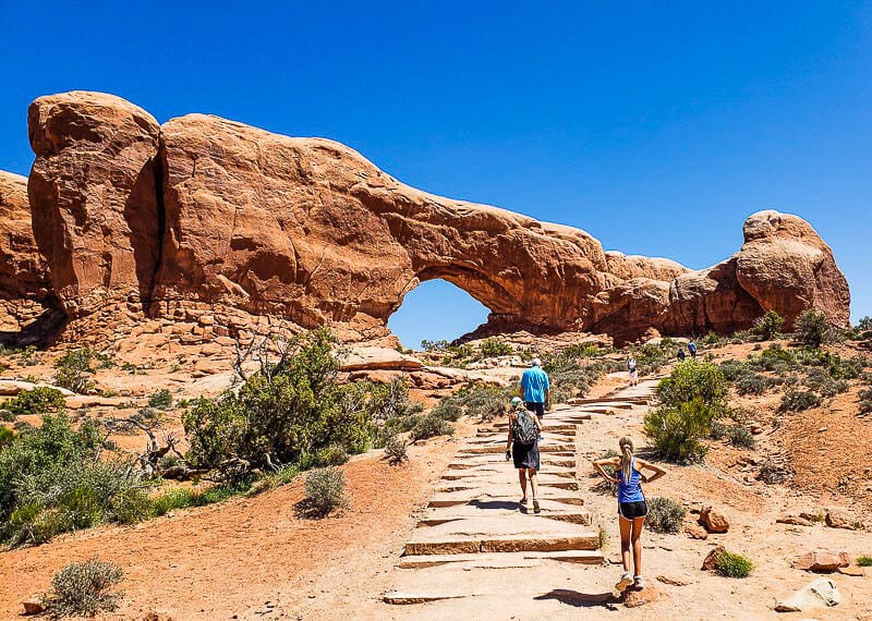 Best things do in Arches National Park - Windows and Turret Arch