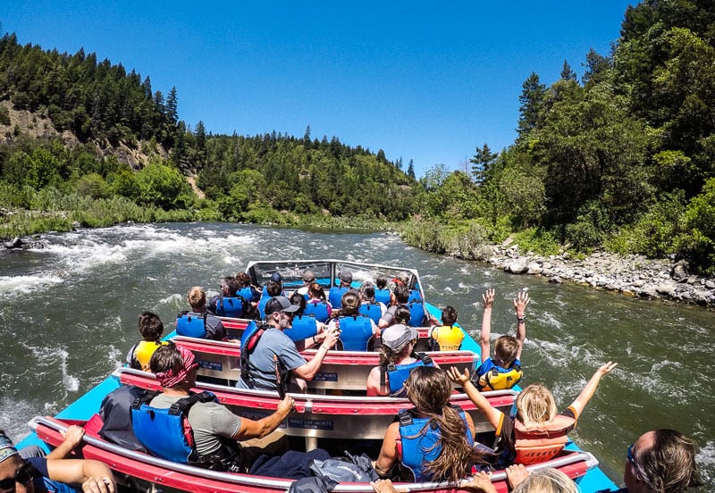 Jet boating the Rogue River