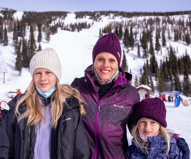18 LESSONS LEARNED FROM OUR FIRST FAMILY SKI TRIP