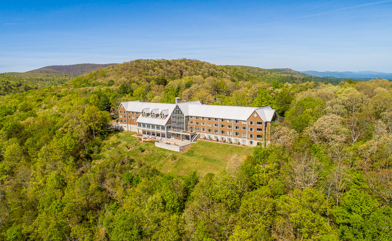The lodge at Amicalola Falls State Park, on top of the mountain