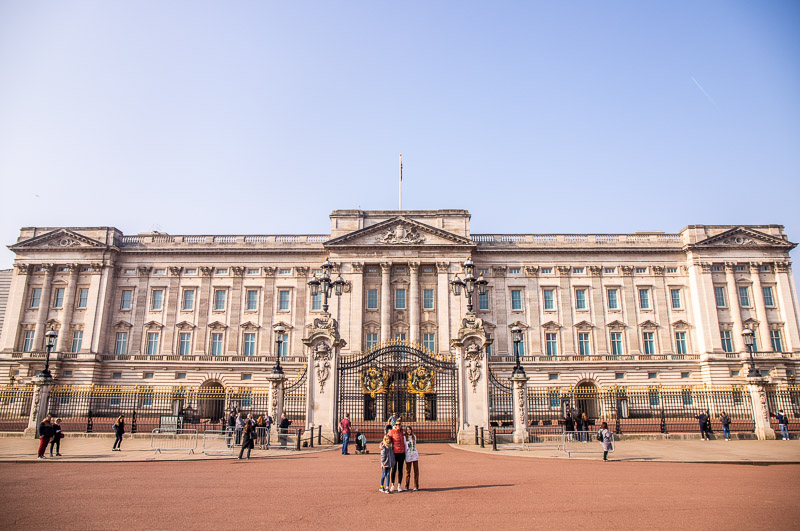 exterior of Buckingham Palace, London