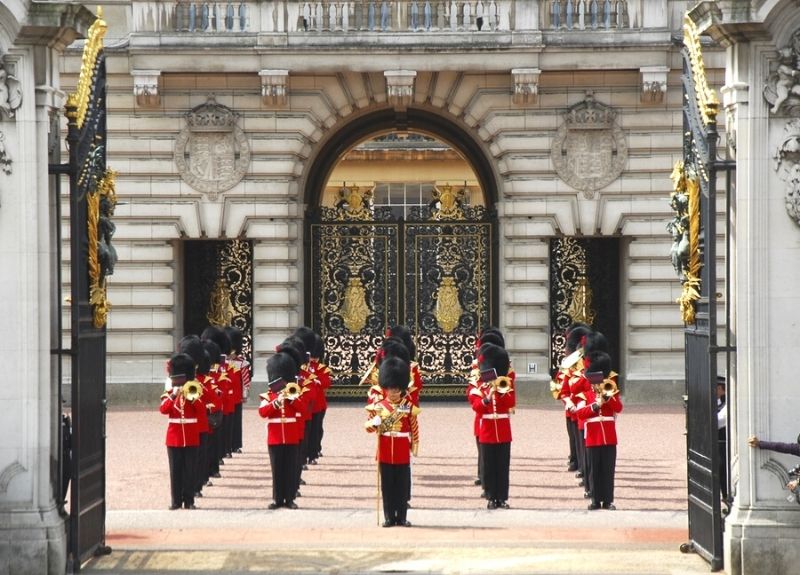 Changing of the Guard at Buckingham Palace. Image by DepositPhotos.com