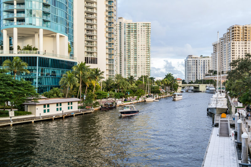boats cruising the canals of Fort Lauderdale Florida