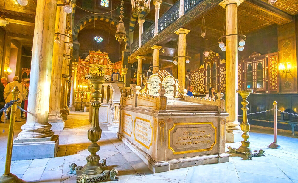 tombs inside the synagogue