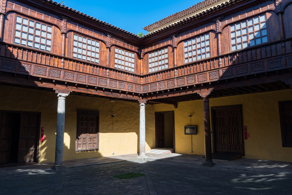 courtyard of museum in santa cruz