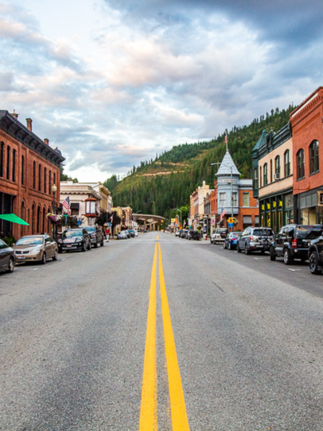 23 SMALL TOWNS IN THE USA WE LOVE (TO VISIT IN 2023) STORY
