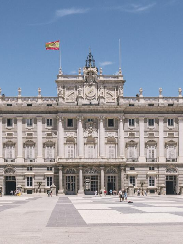 17 UNMISSABLE THINGS TO DO IN MADRID STORY
