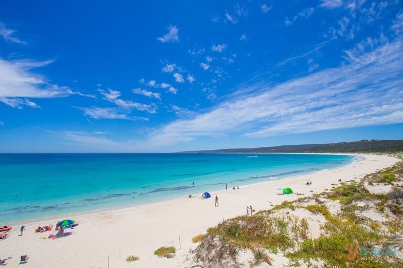 white sand, blue water and blue skies of hamelin bay