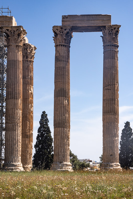 tall columns of temple of Olympian Zeus