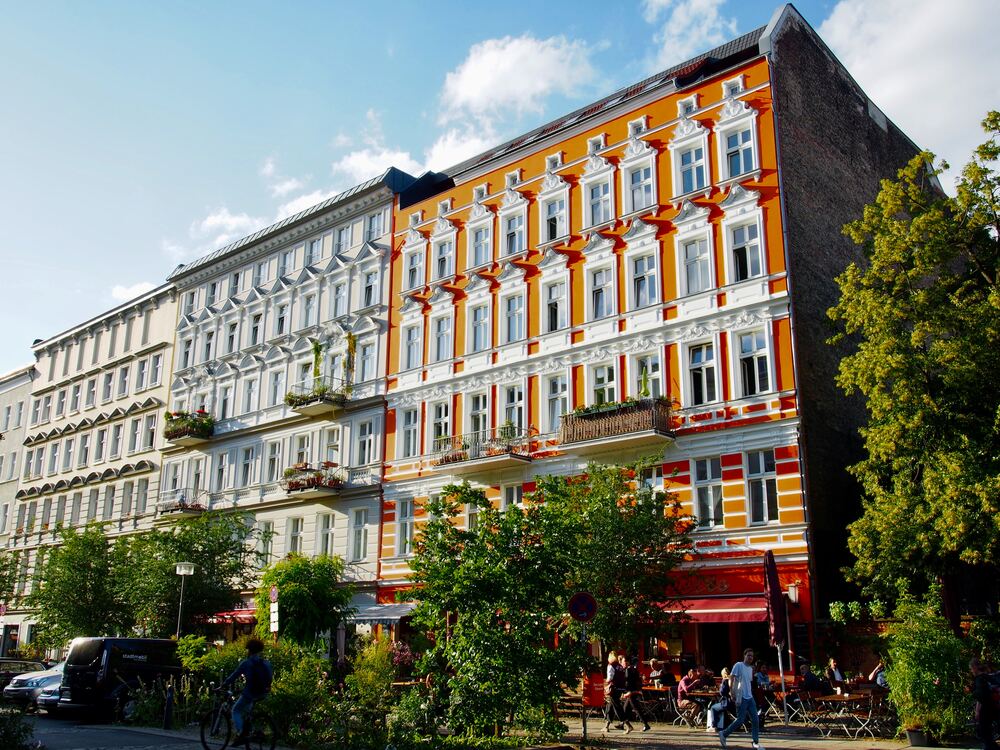 colored apartment buildings in Kreuzberg