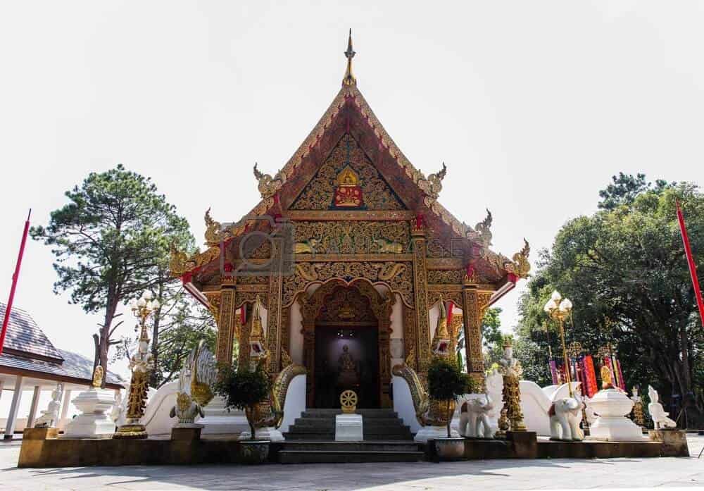 Wat Phra That Doi Tung Temple