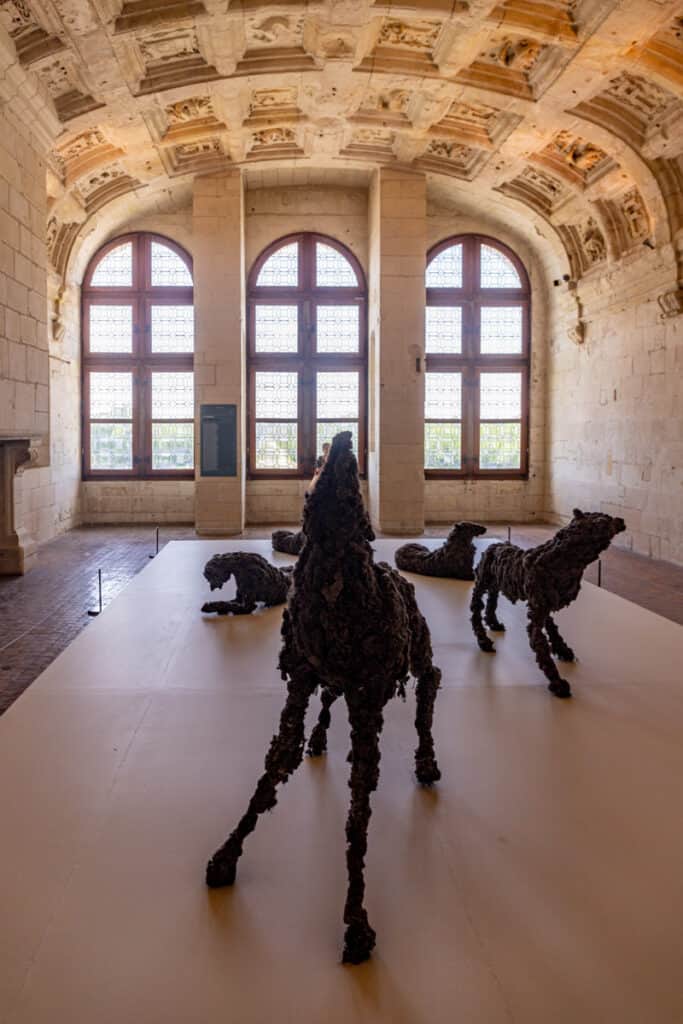 dog sculptures inside palace