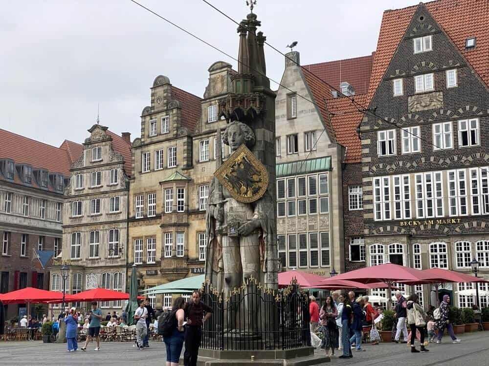 Roland Statue in Markt Platz in Bremen