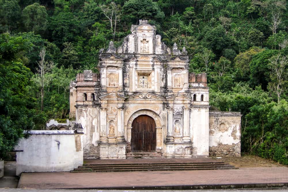front facade of La Ermita de la Santa Cruz