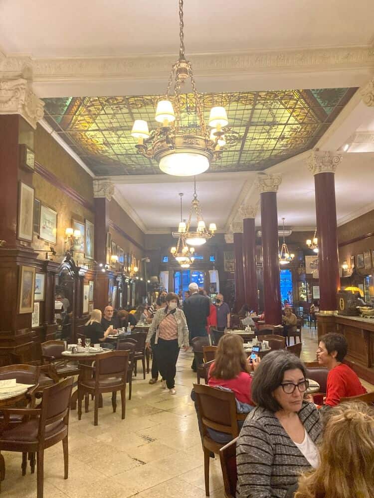people inside Café Tortoni